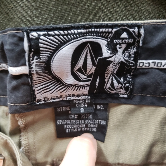 VOLCOM khaki pants - Picture 4 of 6